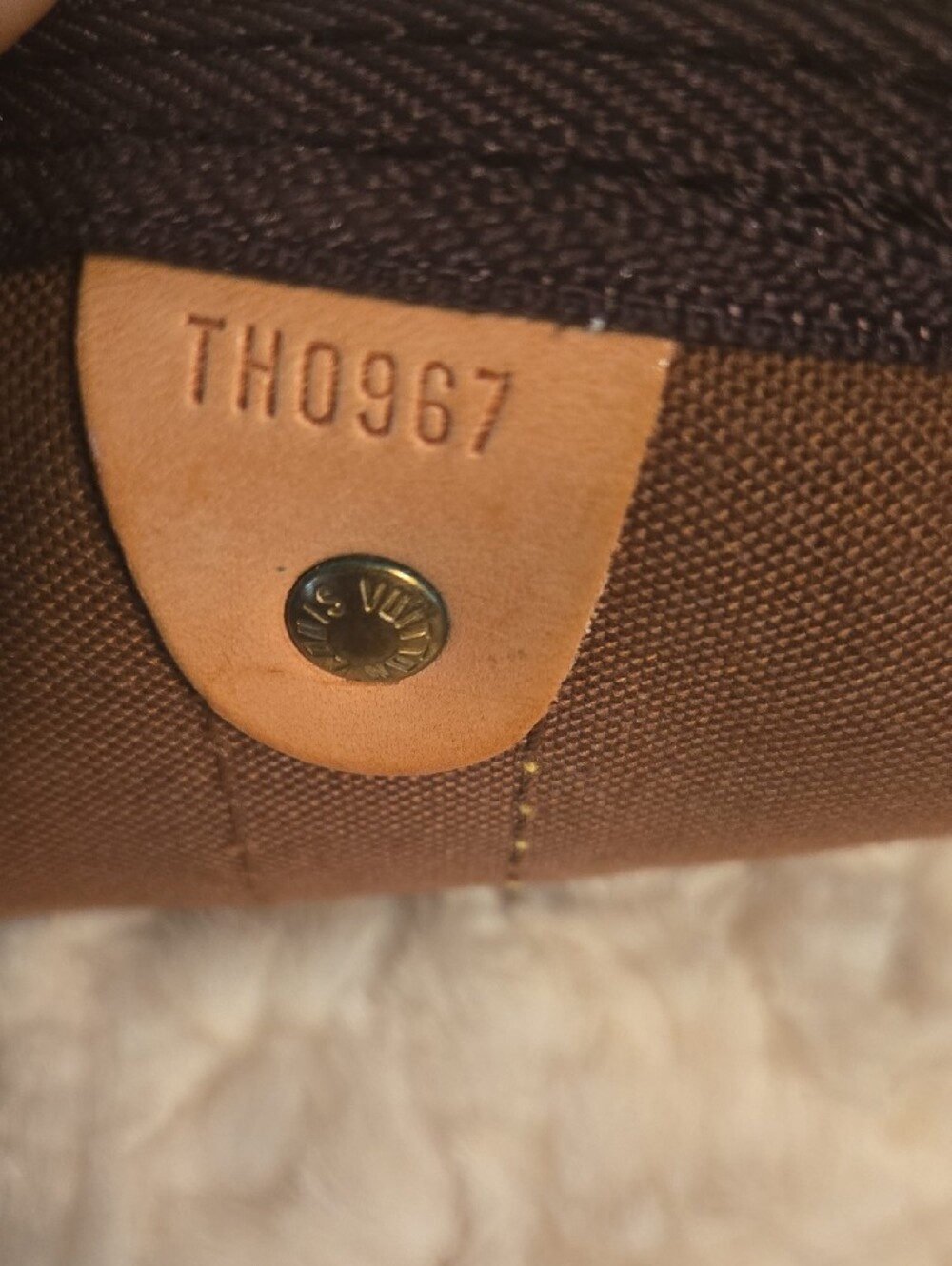 Louis Vuitton Monogram Canvas Duffel Keepall 60 with Vachetta Trim - Picture 12 of 14